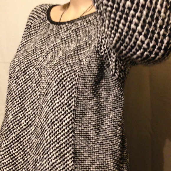 Zara Sweaters - 🕶 ZARA Black and White Oversized Knit  Sweater